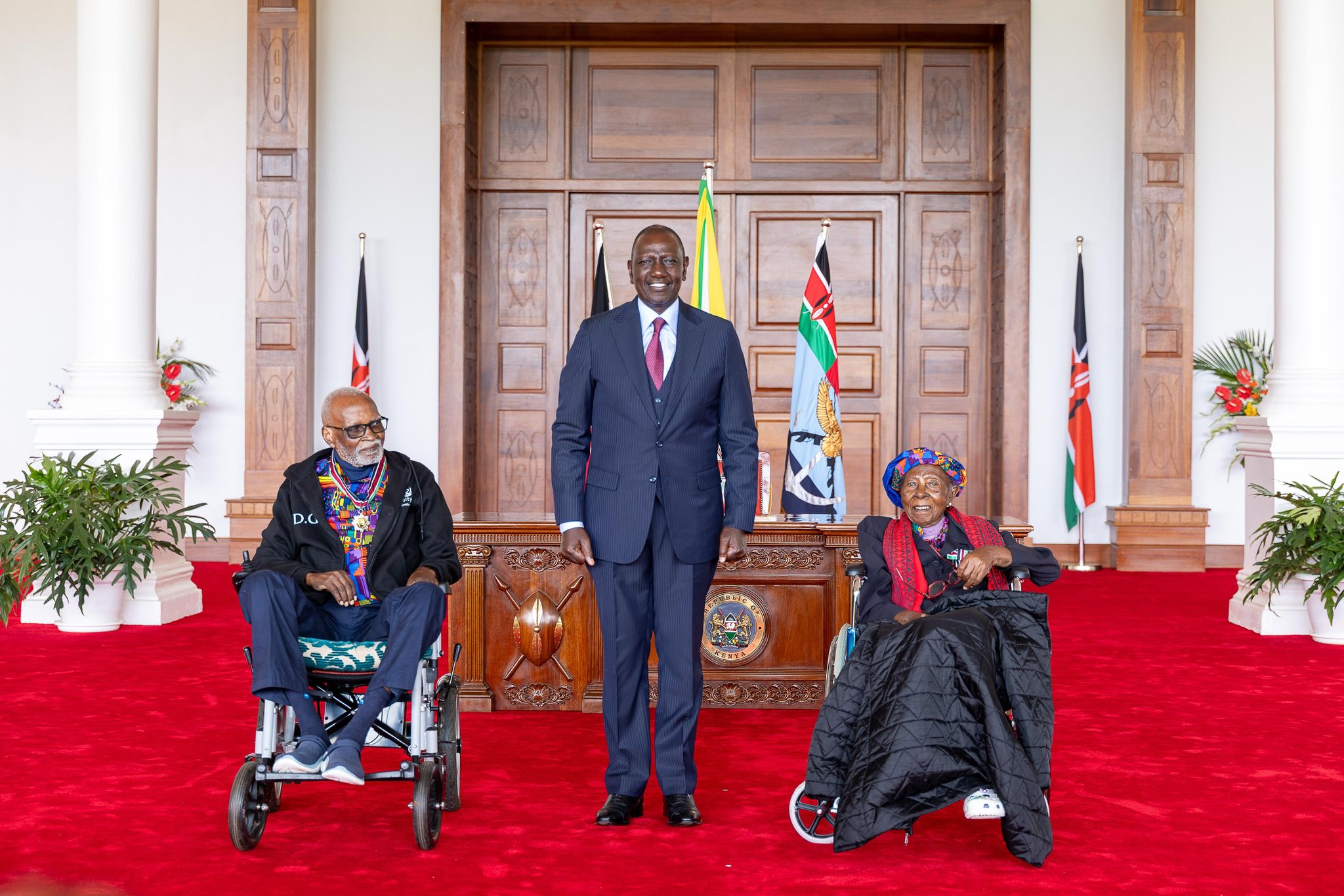 President William Ruto poses for a photo with Riara University founders, Mr. Daniel Gachukia and Prof. Eddah Gachukia, at State House Nairobi.